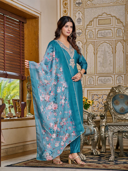 Embroidered Chanderi Kurti With Pant & Dupatta Set