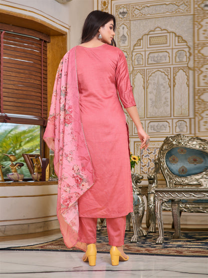 Women Embroidered Straight Kurta Set in Peach Colour