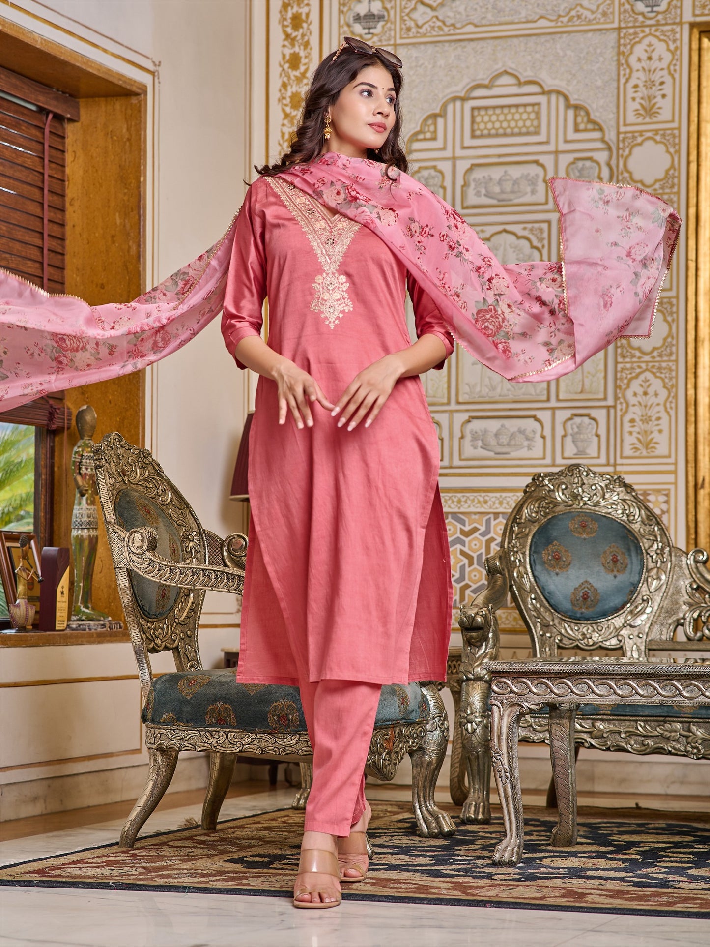 Women Embroidered Straight Kurta Set in Peach Colour